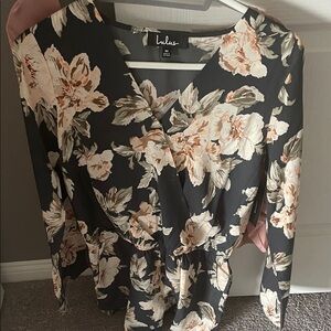 Lulu's Black and Cream Floral Blouse